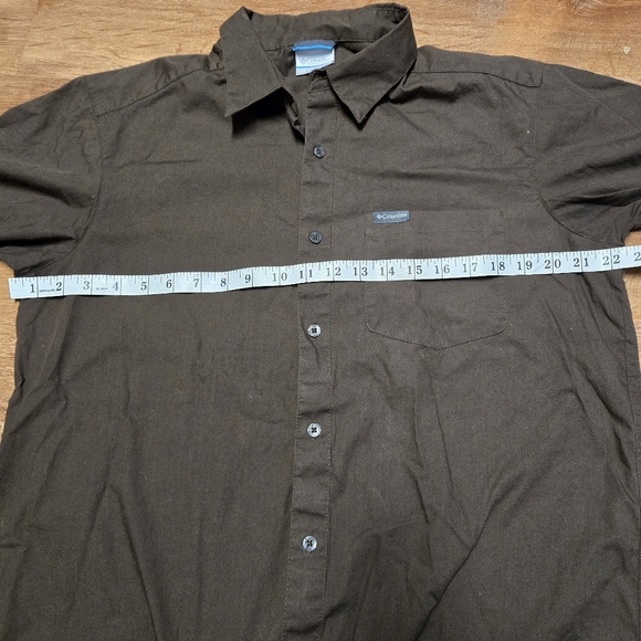 Columbia brown medium button down shirt - Picture 4 of 6